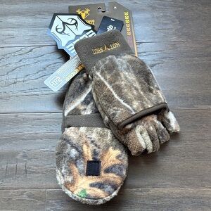 Hotshot Realtree Edge 3M Thinsulate heat factor 2, pop top fleece mittens, camo